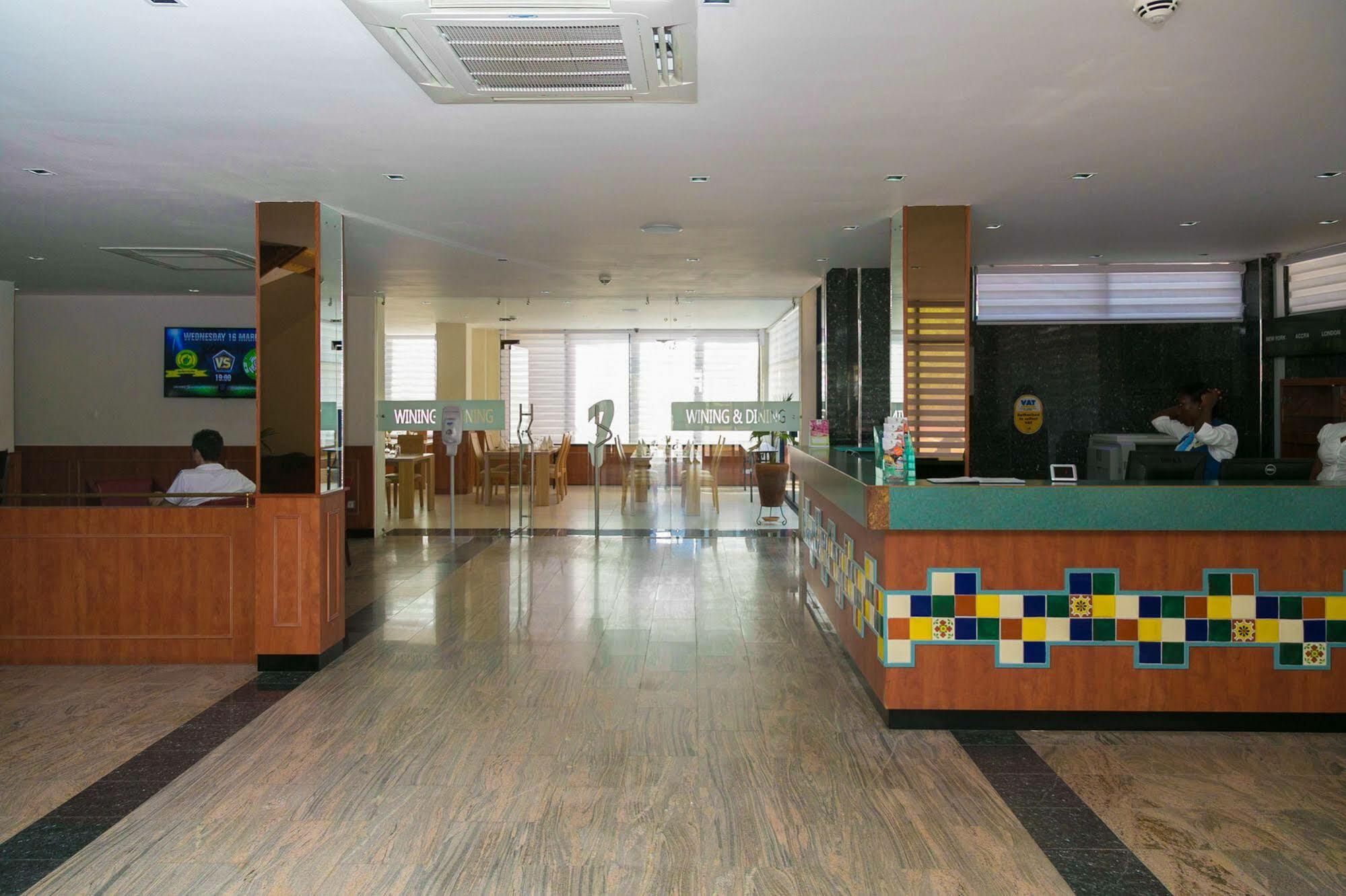 Alisa Hotel Labone Accra Kültér fotó